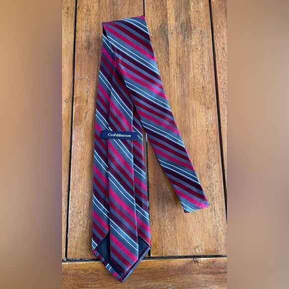 Men's red & gray silk tie - Picture 3 of 6
